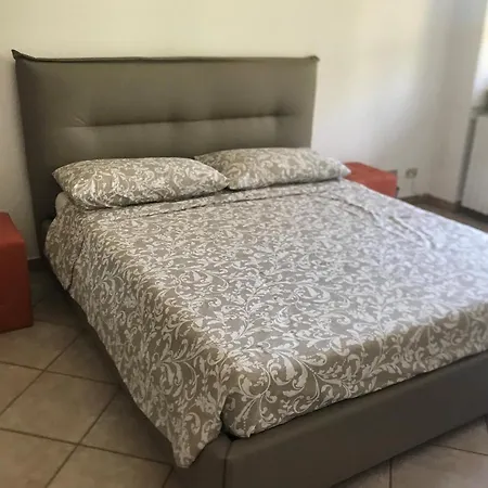 ゲストハウス Piedmont Holidays Diano dʼAlba