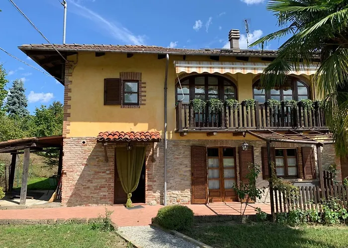 Piedmont Holidays Diano dʼAlba